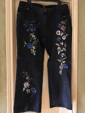 EUC Azita Jeans Beaded & Embroidered Floral Design on Black Denim Size 24